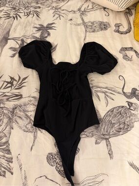 Women’s Black Puff-Sleeve One-Piece Bodysuit